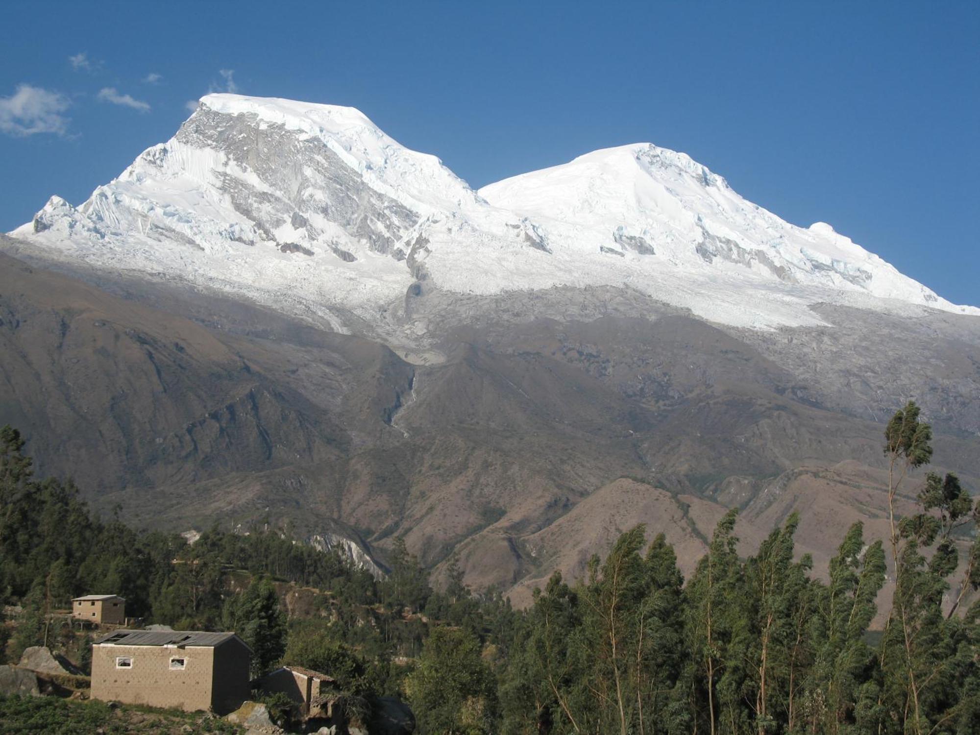 Amazing Huaraz Bed & Breakfast ภายนอก รูปภาพ